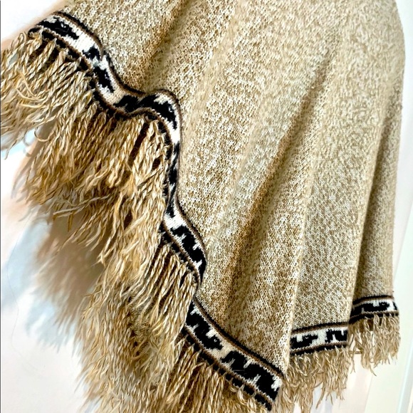 VINTAGE💎SAN CRISTOBAL Poncho 100% Alpaca - Picture 10 of 13
